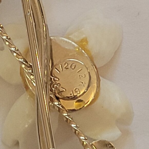 Vintage Kenzo Gold & Ivory Floral Brooch With Leaf Accents 2" Long 12K Gold Fill - Picture 4 of 5